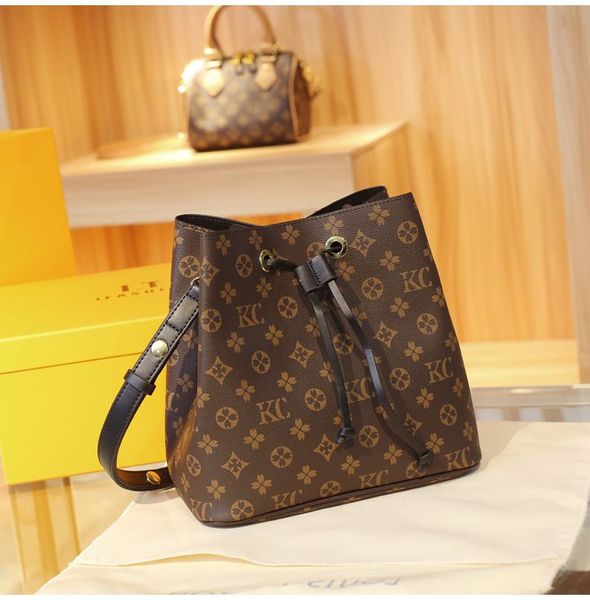 

designers sale vintage bucket handbag women bags handbags wallets for leather chain bag crossbody and shoulder bag
