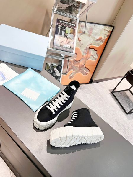

designer sneakers casual shoes men women vintage daddy sneaker brand lady runner trainers multicolor 0719, Black
