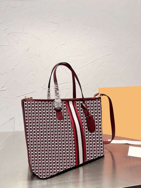 

100/2000 luxury designer bag 2022 new shopping tote cross-body shoulder multi-use stylish tiktok ins bag of the same quality