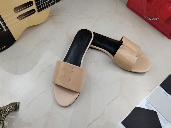 

new brand women high heels sandals classics metal v-buckle pointed toe thin heel summer genuine leather woman wedding shoes with bag 0719, Black