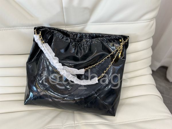 

luxury designer brand mother shopping bag shoulder high-volume chain bucket bag made of oil-covered wax leather tote new handbag, Red;black