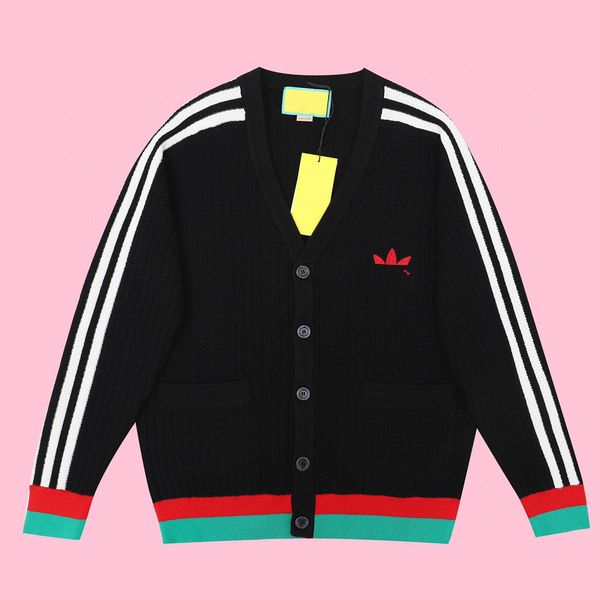 

2022ss spring and summer new shirt high grade cotton sweatshirts printing short pants sleeve round neck panel t-shirt size s-m-l-xl--xxxl, Black;brown