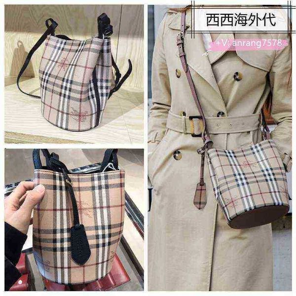 

burbrerys crossbody handbags bags burbrery onthego tote luxuries designers women bag purses totes designer woman handbag shoulder wallet par