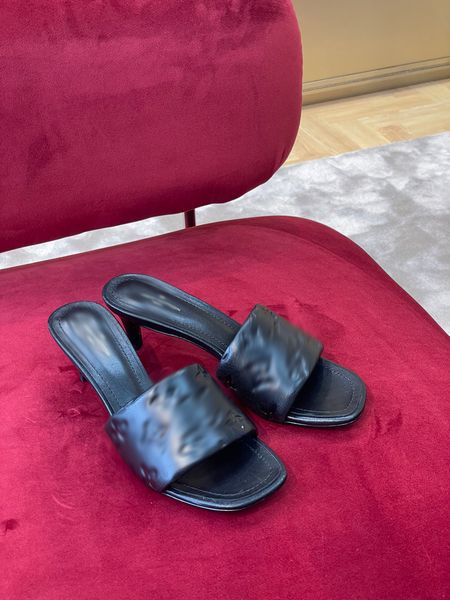 

2023 retro slippers letter sandals shoes flops genuine leather casual ladies flat slipper summer outdoor beach loafer party holiday fashion, Black