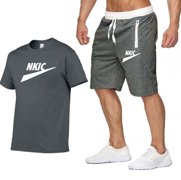 

2023 summer brand tracksuit men shorts sets short sleeve gray cotton t shirt print male casual set men's jogger sportwear 2 pieces