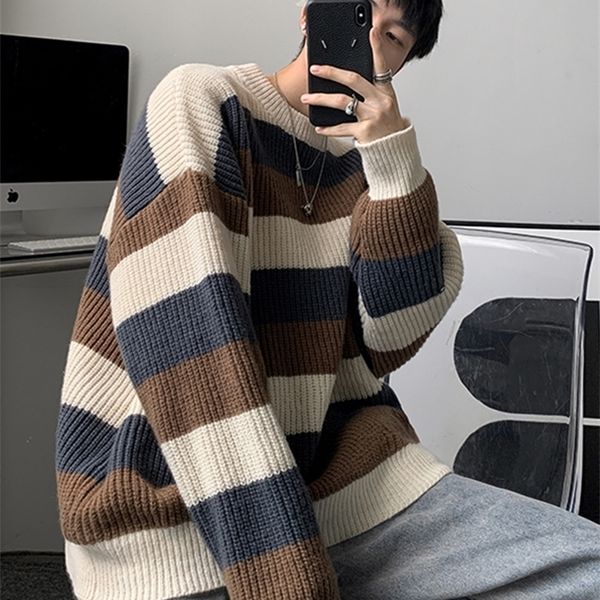 

men's sweaters iefb men's striped patchwork vintagesweater autumn winter round neck kintting round collar korean kinttwear 220928, White;black