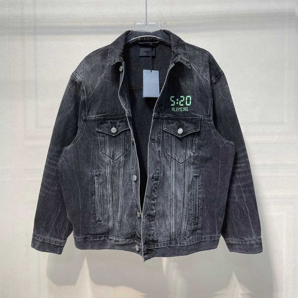 

paris fashion brand b home autumn and winter new luminous 520 confession reflective letters washing water used denim jacket, Black;brown