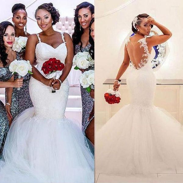 

2022 mermaid wedding dresses bridal gown straps ruffles plus size sleeveless illusion back lace applique custom made beach beach country ves, White