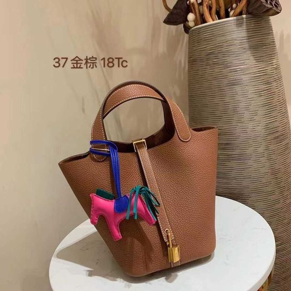 

leather original quality handbag hemees picotins designer bags lock bag 2022h new style women's cabbage basket bucket bag handheld lych