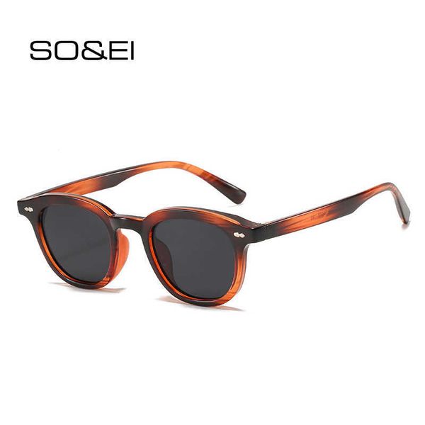 

so ei fashion round sunglasses women vintage rivets decorative jelly color eyewear shades uv400 men leopard sun glasses 0928, White;black