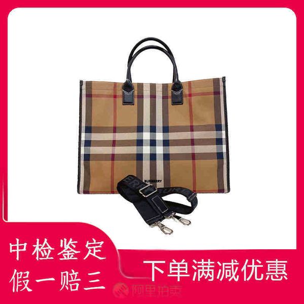 

burbrerys crossbody handbags bags burbrery onthego tote luxuries designers women bag purses totes designer woman handbag shoulder wallet par