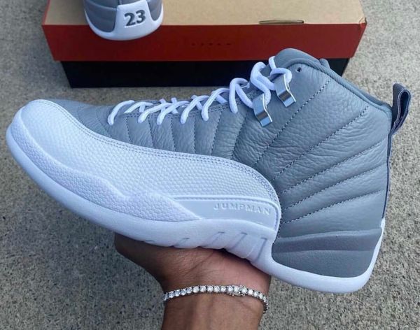 

2022 authentic shoes 12 stealth 12s ct8013-015 stealth/white-cool grey outdoor men sports sneaker with original box, Red;white