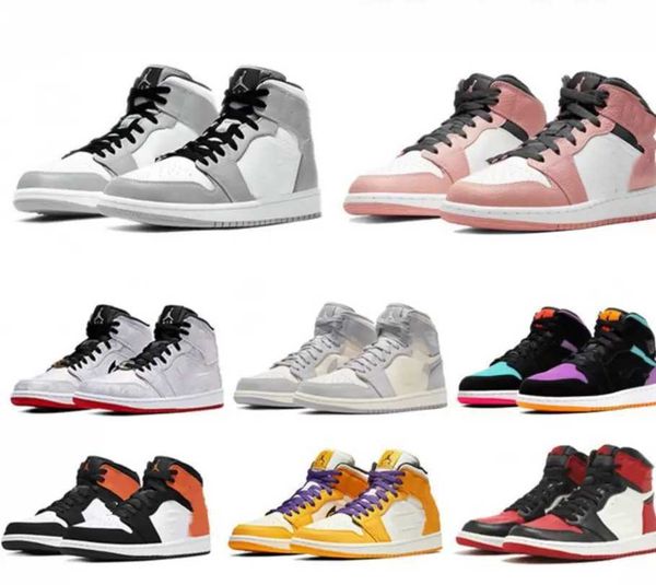 

basketball shoes sports sneakers trainers university blue hyper royal patent panda dark mocha bred shadow twist smoke grey 2023 men 1 with