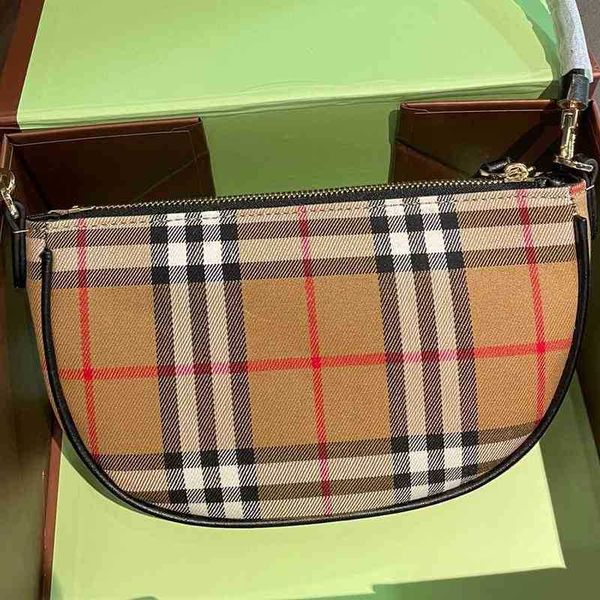 

burbrerys crossbody handbags bags burbrery onthego tote luxuries designers women bag purses totes designer woman handbag shoulder wallet par