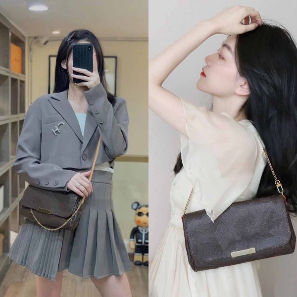 

cross body lady favorite chain baguette bag hand in hand magnet buckle slock clutch cross body shoulder handbag felicia tote embossed monogr