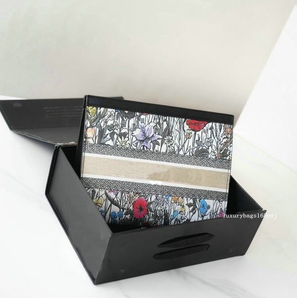 

canvas men cosmetic bags travel toiletrytoilet pouch protection beauty case wash bag leather women clutch mono waterproof luxurys designers