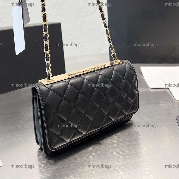 

2022ssw france womens classic mini flap trendy wallet lambskin bags gold metal hardware matelasse chain miaoqibags crossbody purse card