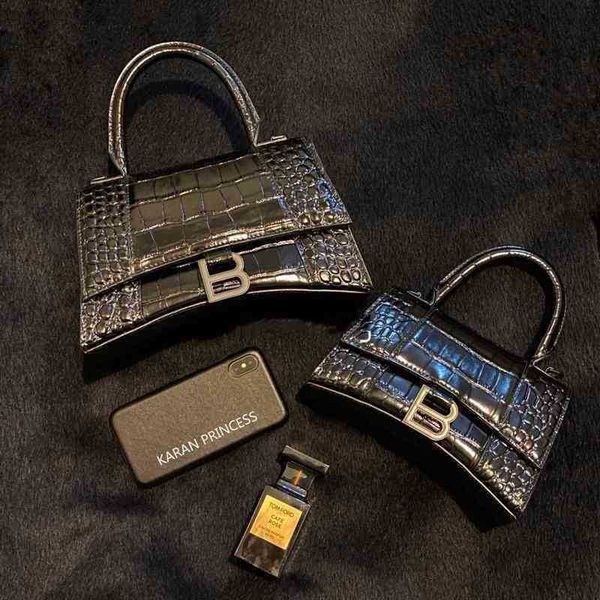 

bag balenciga designer italy 2022 advanced sense b home high version women's crocodile leather shoulder diagonal hourglass bag
