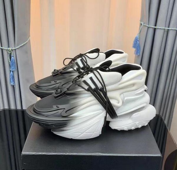 

women's latest spring and summer casual shoes fashion trend designer brand sneakers thick soles increased black unicorn submarine iron