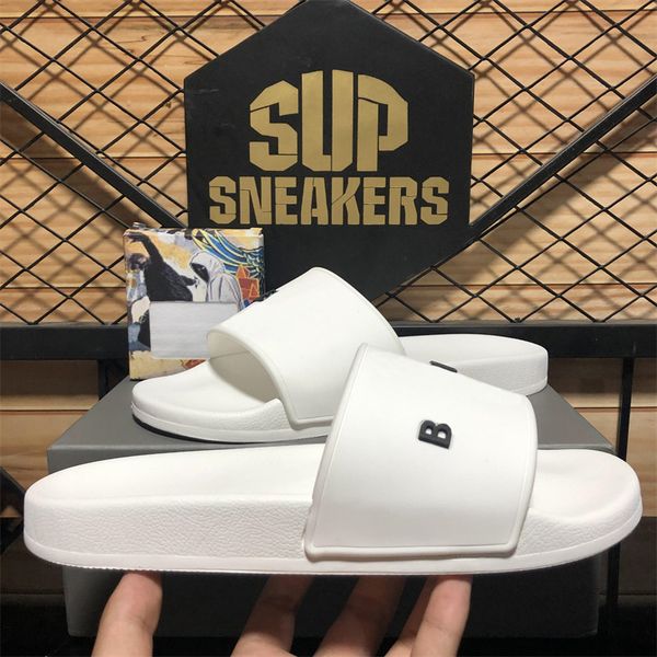 

2023 mens pantoufle designer slipper womans fashion classics summer beach slide outdoor sandals black white massage rubber slippers non-slip