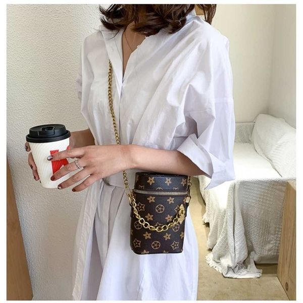 

2022 summer old flower girls womens mini bag pu leather students phone bags cellphone pouch single shoulder bag bucket bag monograms wallets, Black