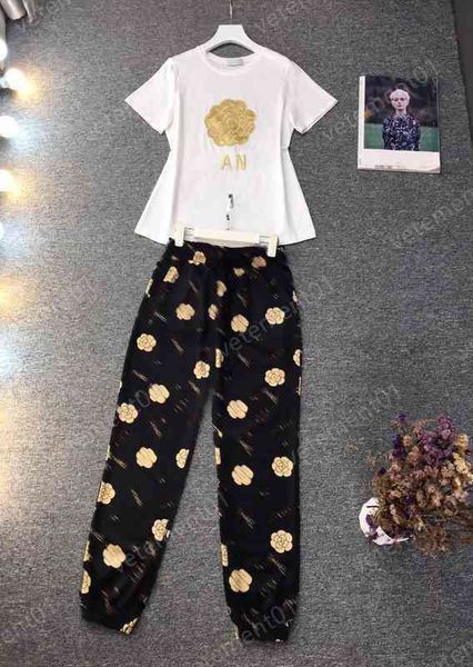 

womens two piece pants trendy gold flower print short sleeve t-shirt with brown logo pants 2 piece sets luxury designer tracksuits women clo, White