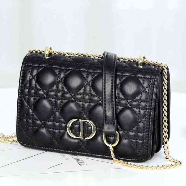 

65% off factory clearance 2022 new fashion women's messenger single shoulder embroidered wire lingge fashionable and versatile small sq