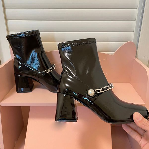 

autumn winter patent leather womens ankle boots imitation pearls with chain chunky heel 6.5cm designer classic black white rainboots knight