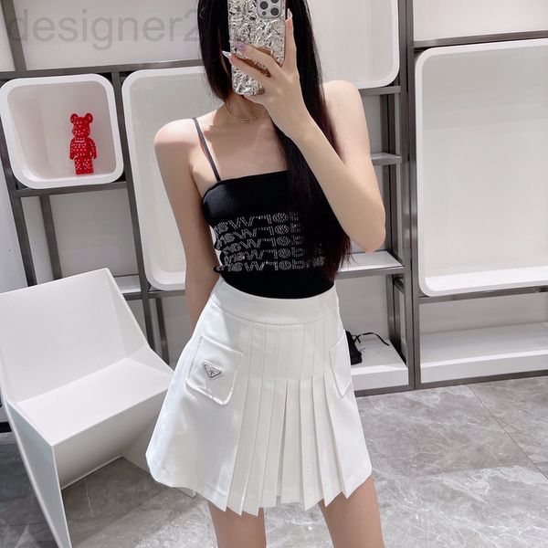 

skirts designer higher versionpr triangle pleated black and white half skirt short small high version correct high-end women's wear qsk