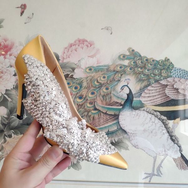 

2022 version of fashion dress shoes pointed baotou back trip with high-heeled sandals women's new trend leisure sandals in early spring, Black