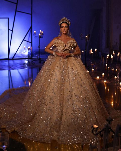 

ball gown wedding dresses appliques sweetheart long sleeves strapless appliques sequins beads lace ruffles floor length princess plus size c, White