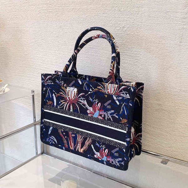 

70% off online sales new style exotic jacquard fabric texture backpack single shoulder fashion women's bag summer armpit tote bag