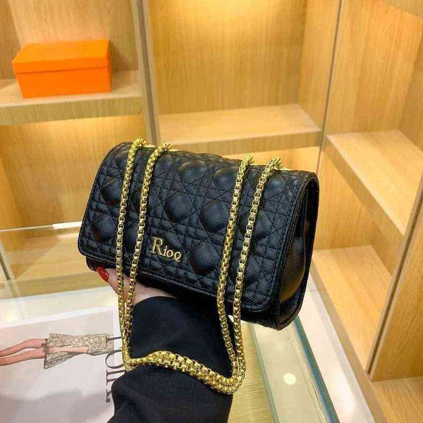 

factory outle 70% off women's 2022 new trendy korean version versatile single shoulder fashionable lingge cross bag small square