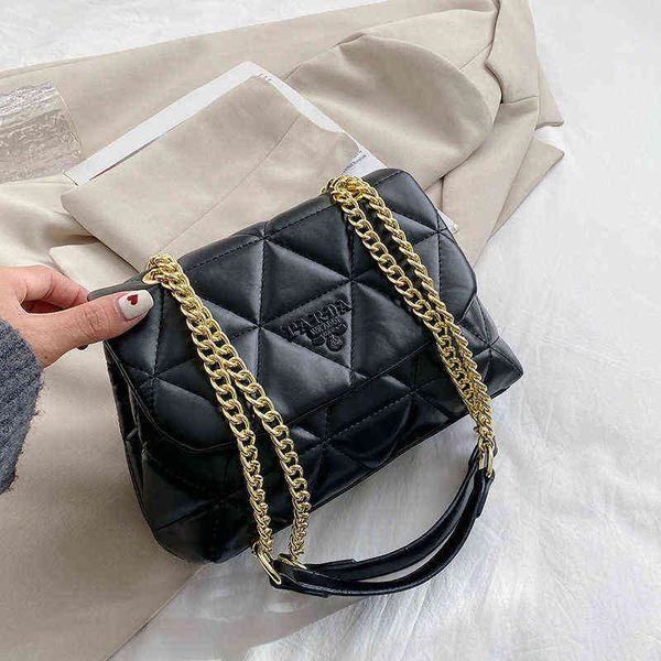 

2022 women's new autumn and winter fashion embroidered thread chain messenger bags