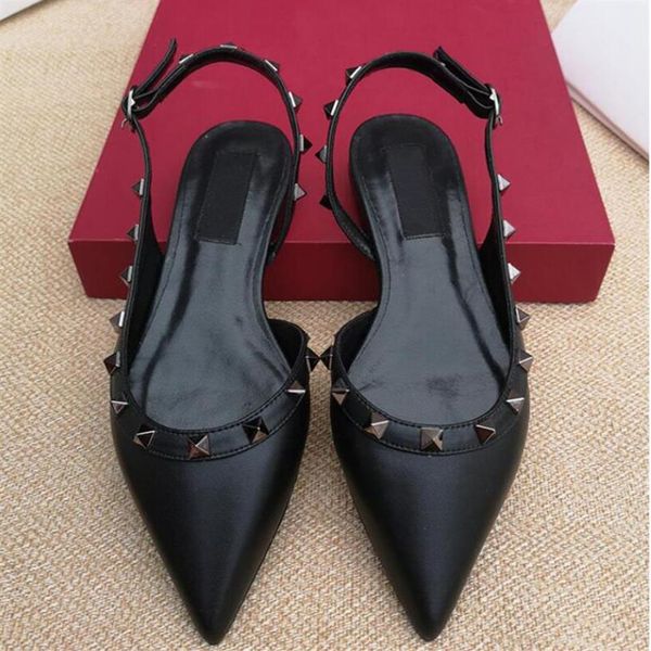 

2020 new classics v rivet buckle flat women sandals genuine leather women brand pointed toe flat shoes large size 35-43221v, Black