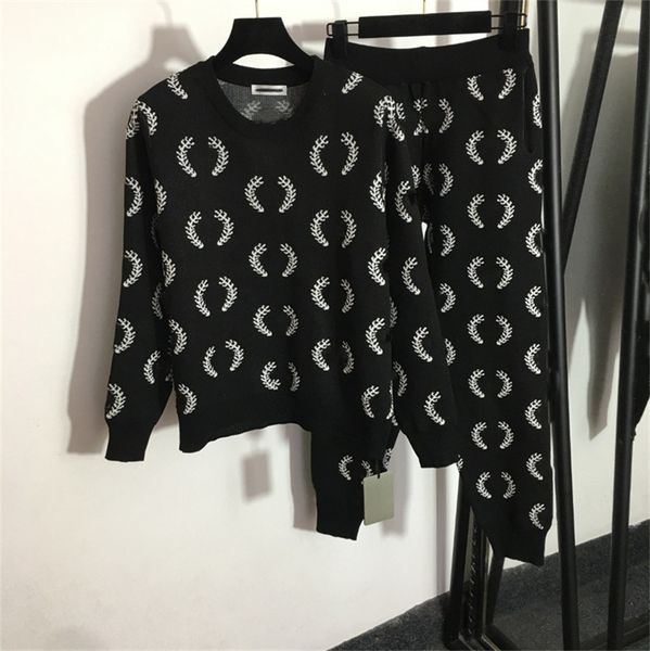 

new knitted women's two piece pants sports suit wheat-spike letter round neck pullover sweater elastic waistband tracksuit khaki black, White