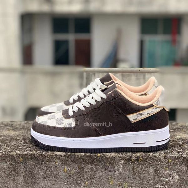 

designer sneakers low casual shoes suede thick bottom calfskin splicing trainers printing embossed grained platform rubber sneaker collabora, Black