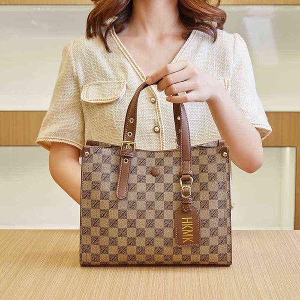 

handbags women's light luxury 2022 new shoulder large capacity tote bag fashionable printed checkerboard pattern hand