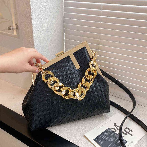 

70% off women's bag 2023 summer new woven thick chain clip sling one shoulder cross hand purses
