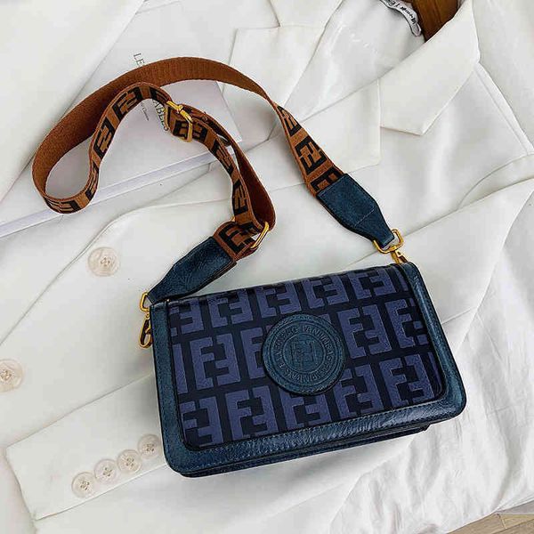 

60% off factory store online single shoulder oblique cross leisure fashion embossed bag