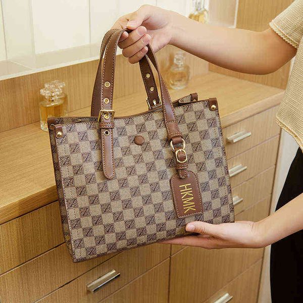 

purses women's bag light luxury 2022 new shoulder large capacity tote bag fashionable printed checkerboard pattern hand handbags