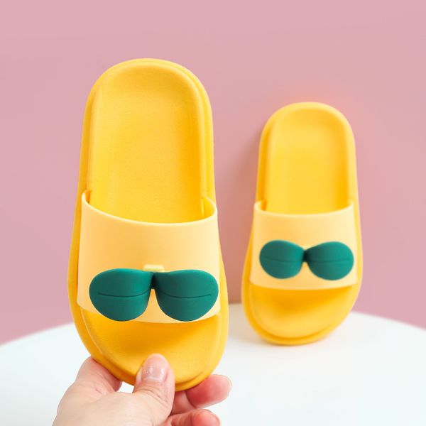 

slipper cute summer boy girls slippers cartoon bean sprouts indoor outdoor soft non-slip young children sandals for mother kids 7-27-48, White