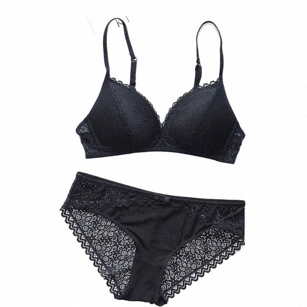

lace triangle cup bra set without steel ring bra french european and american side collection autumn and winter underwear1 p0ah#, Red;black