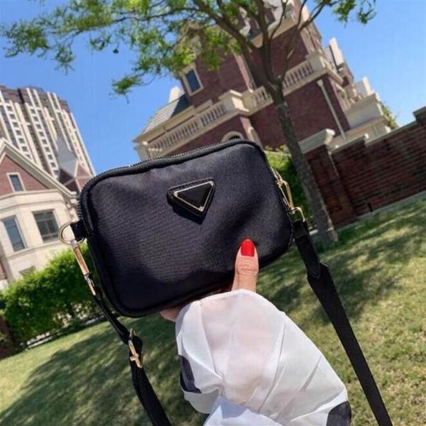 

fashion black nylon canvas bag men women messenger bags outdoor sports backpacks zipper pocket brand wallets designer handbags239c