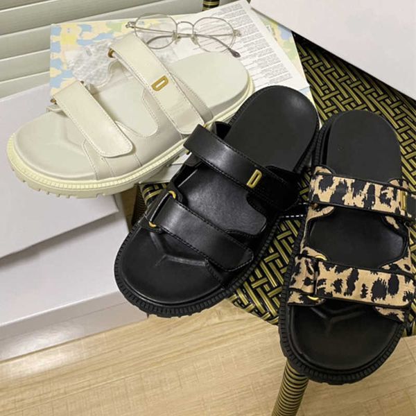 

2022 stylish women sandals hook&loop slippers platform dad shoe summer beach buckle strap slides metal chunky sports shoes ankle flats, Black