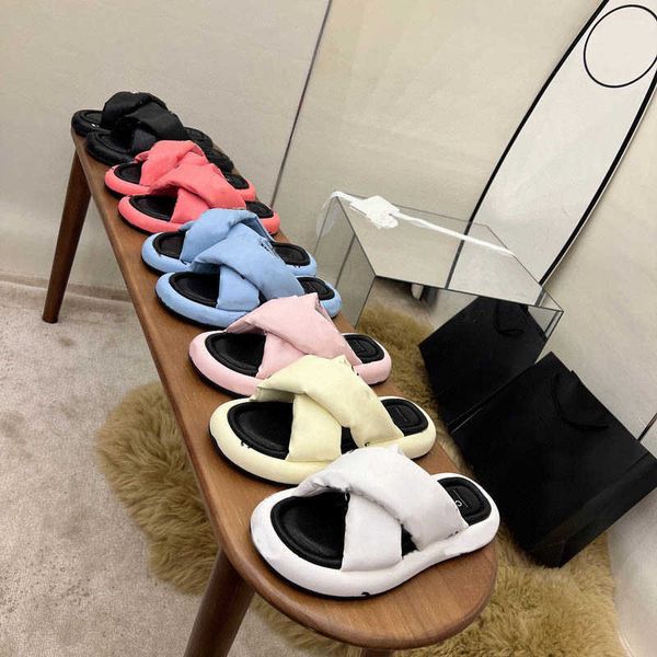 

2022 women mules cross slippers sandals printed lambskin white black causal sandal summer designer luxury fashion ladies beach flat flip