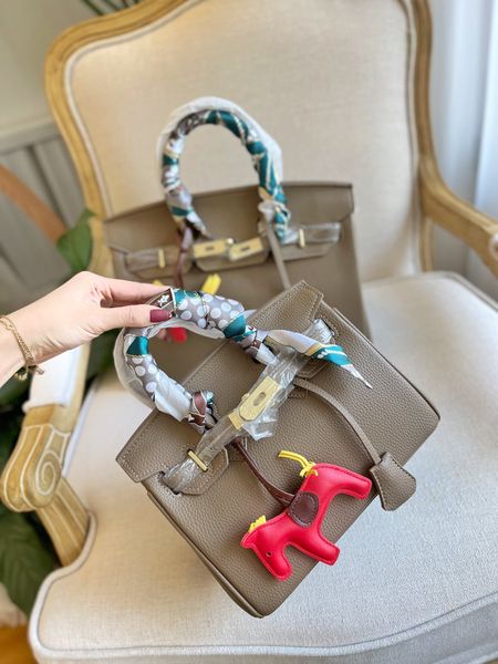

designers shoulder bag luxurious tote purse handbag message bags cluth brand classic genuine leather crossbody with scarf 35cm gm 25cm gray