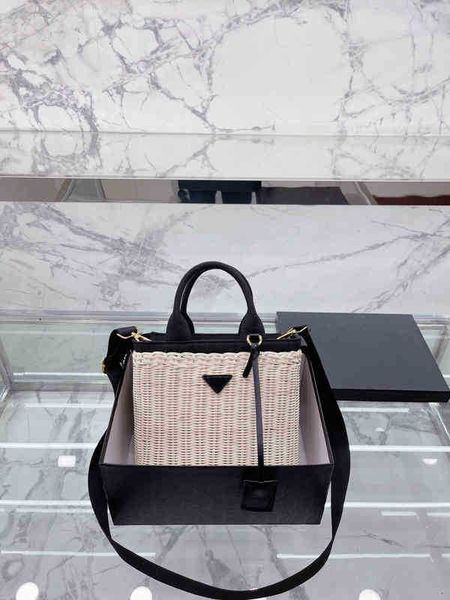 

women bags zhouzhoubao123 luxurys designers totes bags vintage pra womens tote shopping purse leather backpack classic square trend cross bo