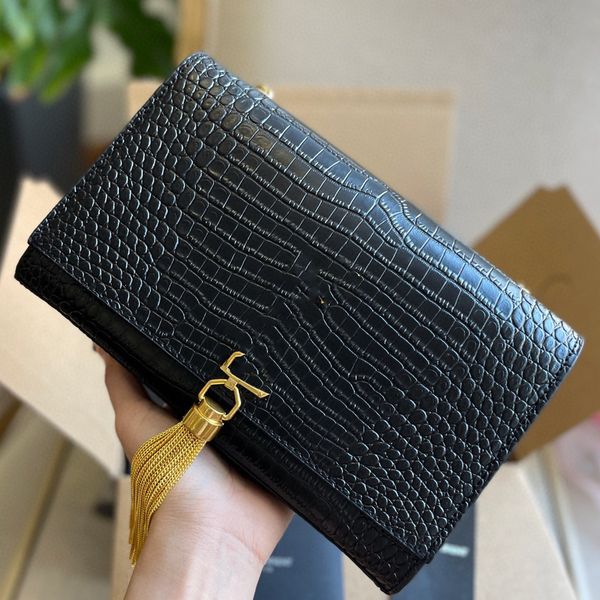 

leather handbag comes tassel chain bag women luxurys fashion designers bags female clutch classic girl handbags size 22cm
