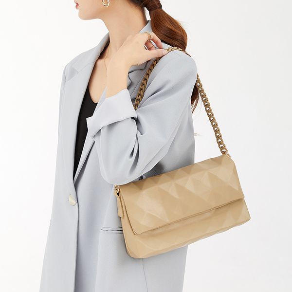 

designer bags shoulder crossbody bags with large capacity and rhombus acrylic chains 39cm